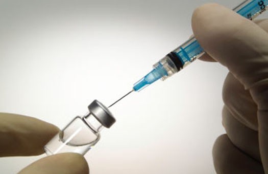 Минздрав приостановил вакцинацию от клещевого энцефалита
