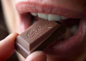 Шоколад предупреждает инсульт и проблемы с сердцем