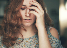 Мигрень у женщин связана с воздействием эстрогенов